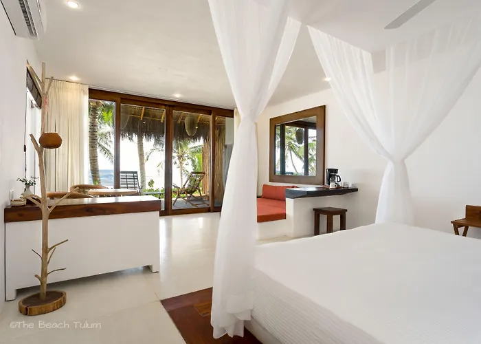 Hotel The